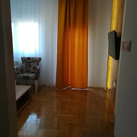 Dunja 公寓